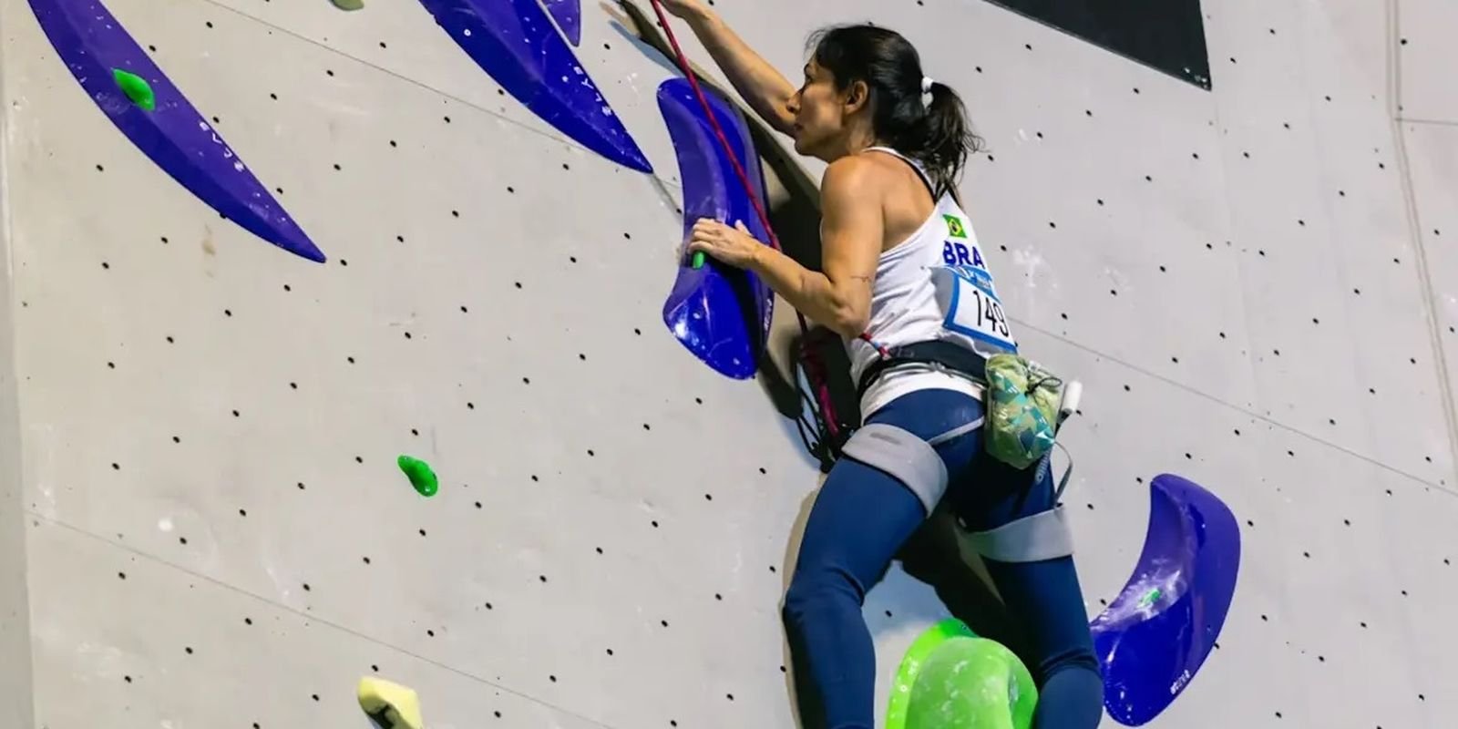 marina-dias-e-ouro-na-etapa-de-laval-da-copa-do-mundo-de-paraescalada