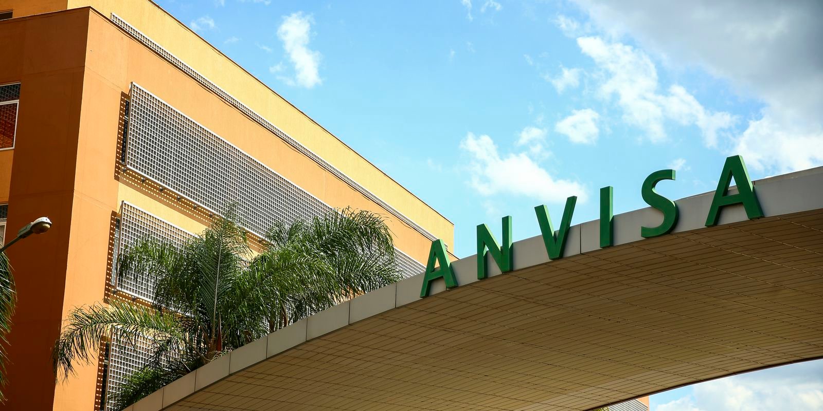 anvisa-manda-retirar-do-mercado-duas-marcas-de-suplemento-alimentar