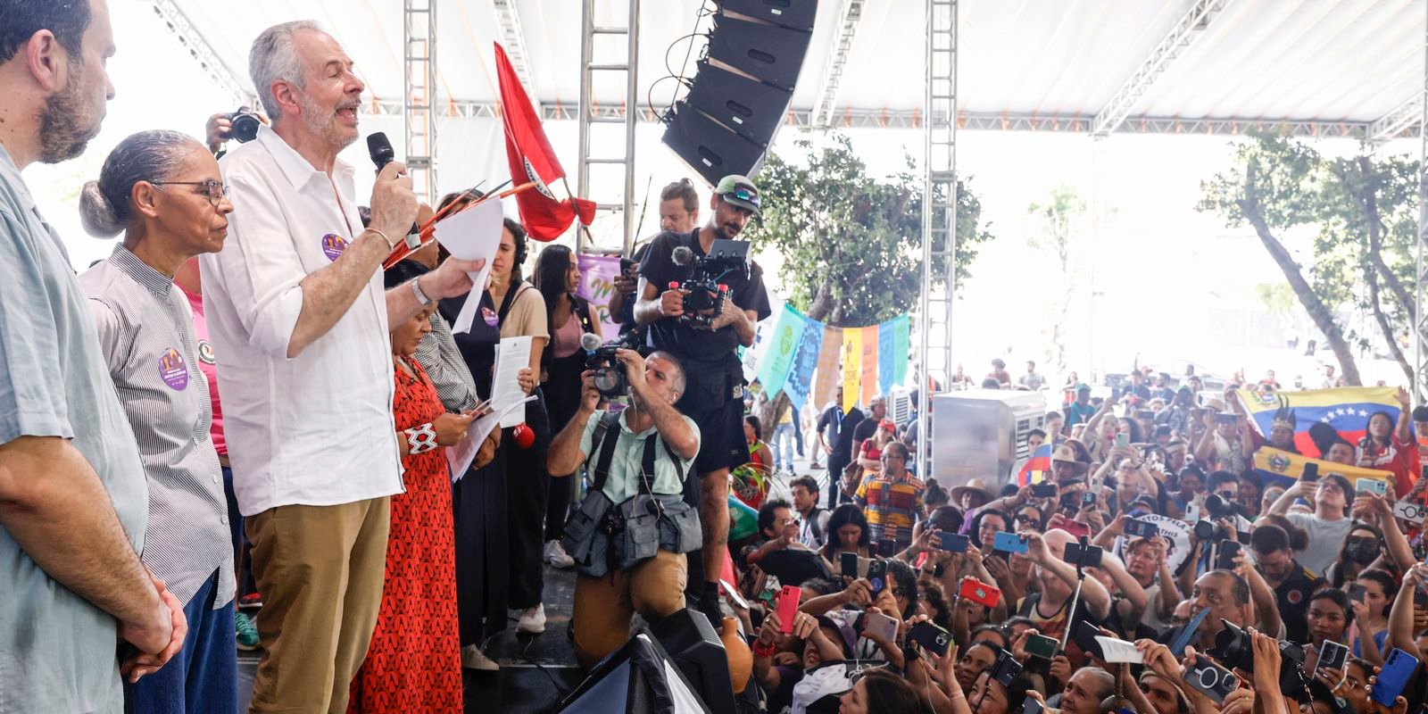 correa-do-lago-promete-levar-pleitos-da-cupula-dos-povos-a-cop30