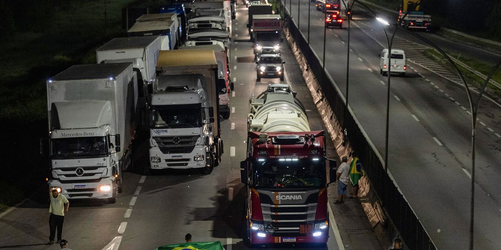 mpf-processa-caminhoneiros-que-bloquearam-via-dutra-em-2022 