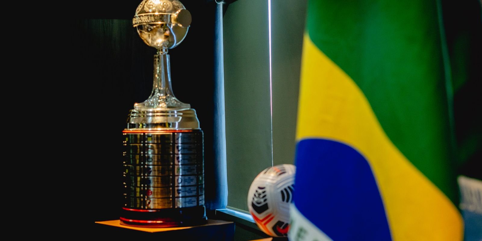 brasil-iguala-argentina-no-topo-da-libertadores,-com-25-titulos