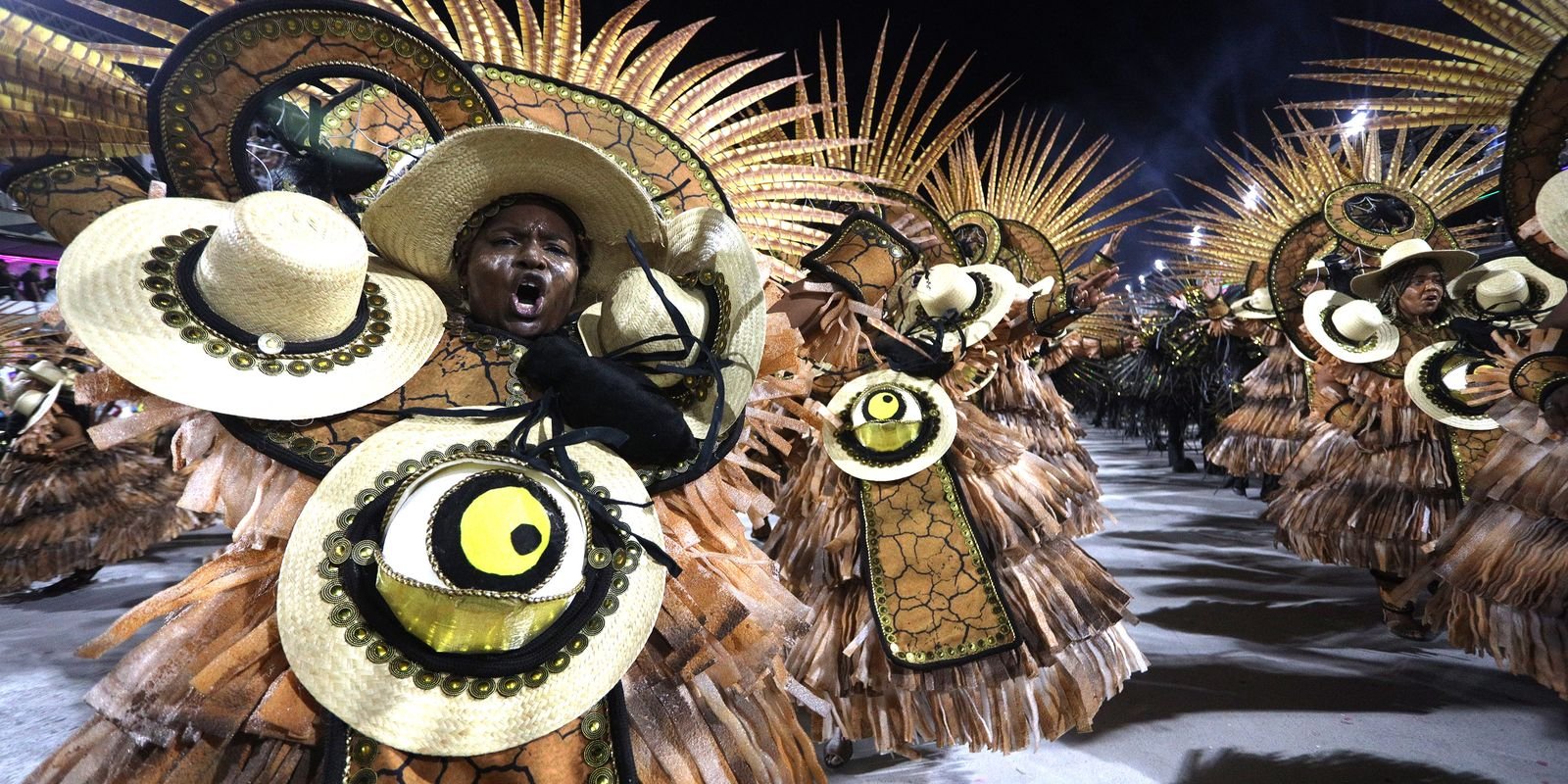 liesa-divulga-calendario-dos-ensaios-tecnicos-das-escolas-de-samba