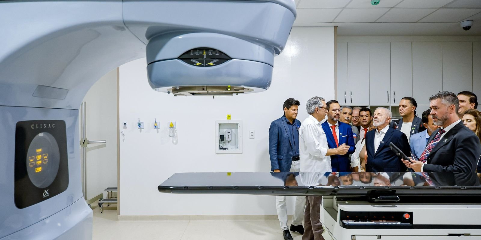 lula-inaugura-servicos-de-radioterapia-em-cinco-cidades-do-pais