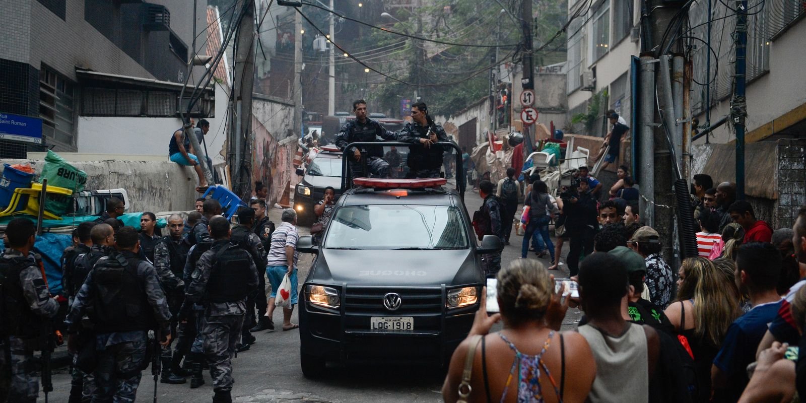 deputado-vai-a-justica-para-derrubar-“gratificacao-faroeste”-no-rio