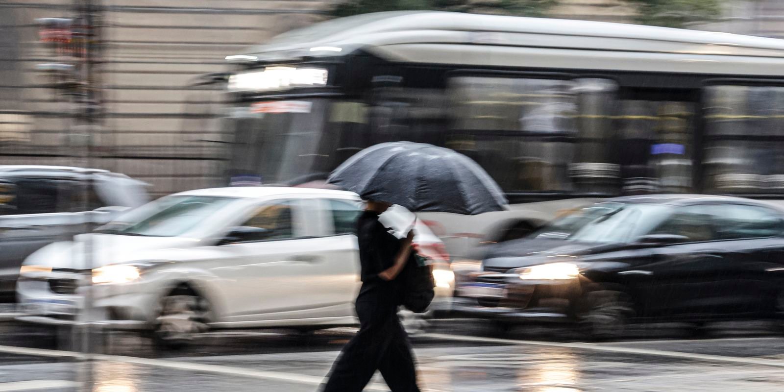 chuvas-no-litoral-paulista-provocam-interdicao-da-serra-mogi-bertioga