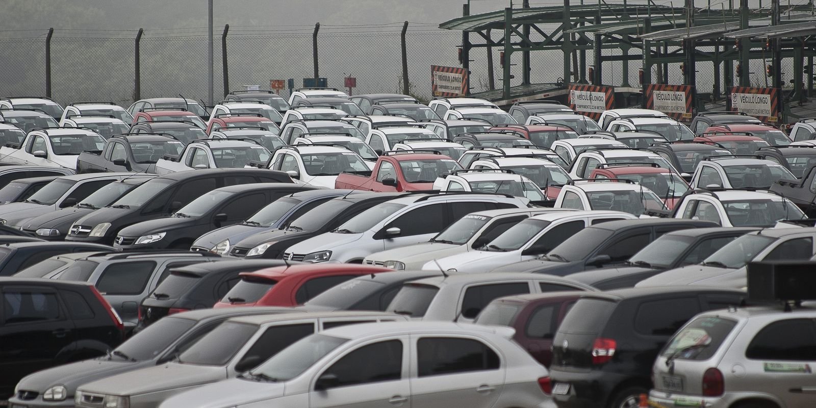 vendas-de-automoveis-e-comerciais-leves-devem-crescer-3%-em-2026