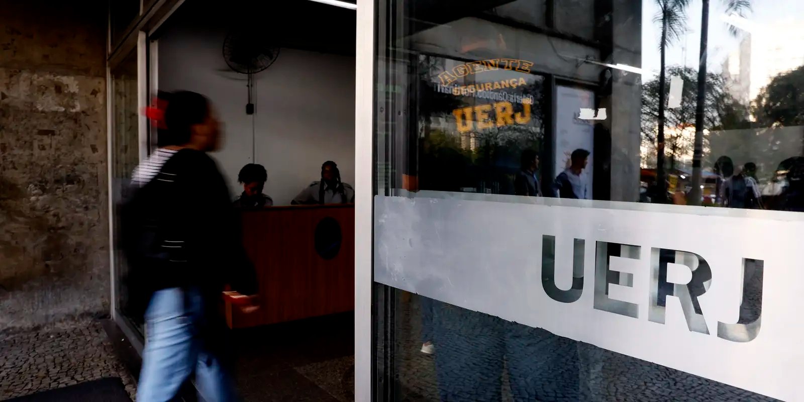 dpu-oficia-ministerios-para-que-garantam-cotas-raciais-em-concursos