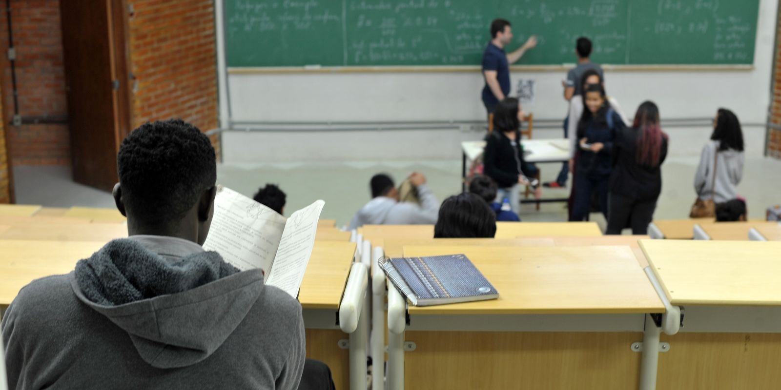 lei-de-sc-que-proibe-cotas-raciais-e-questionada-na-justica