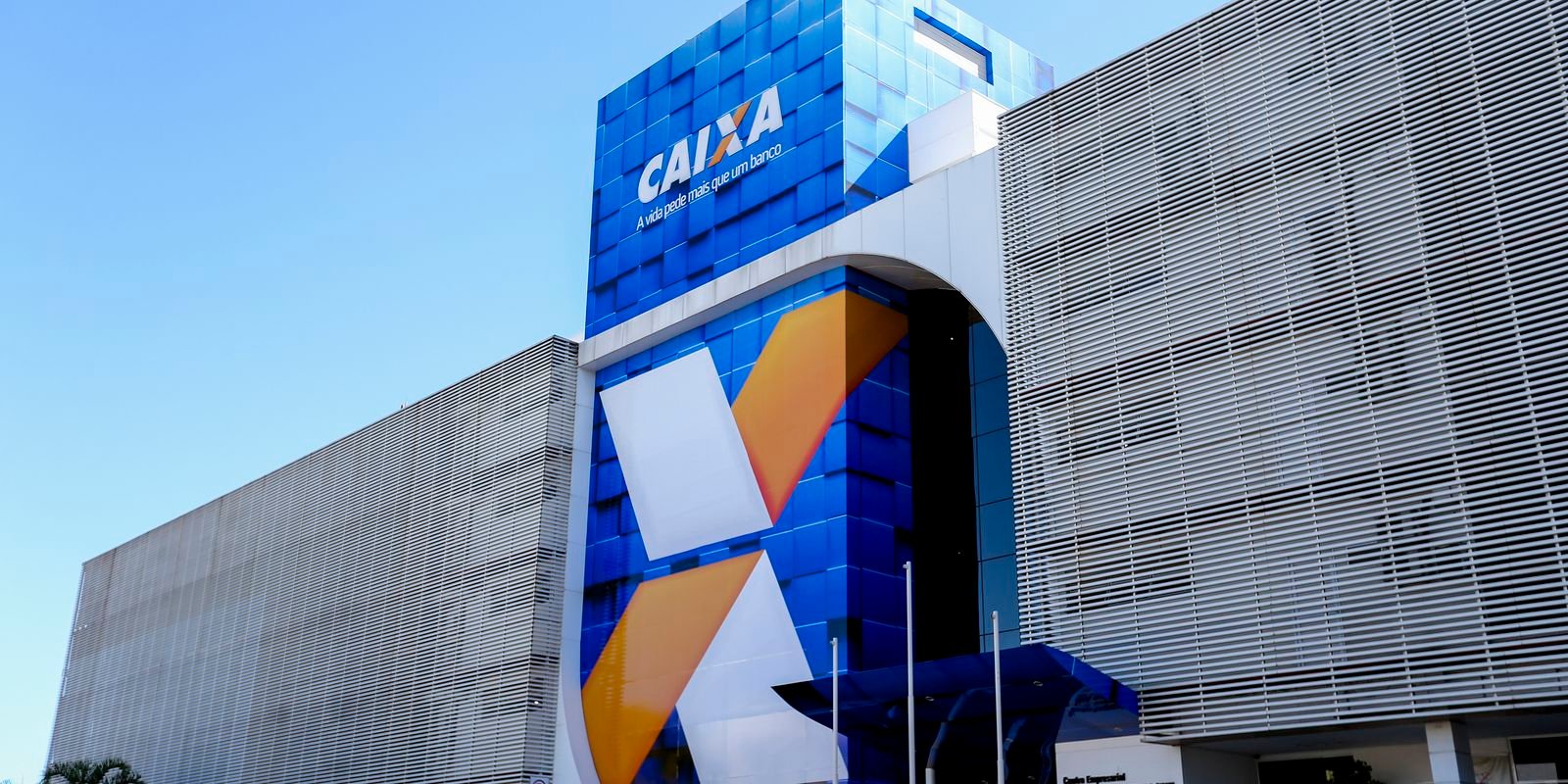caixa-paga-bolsa-familia-a-beneficiarios-com-nis-de-final-8