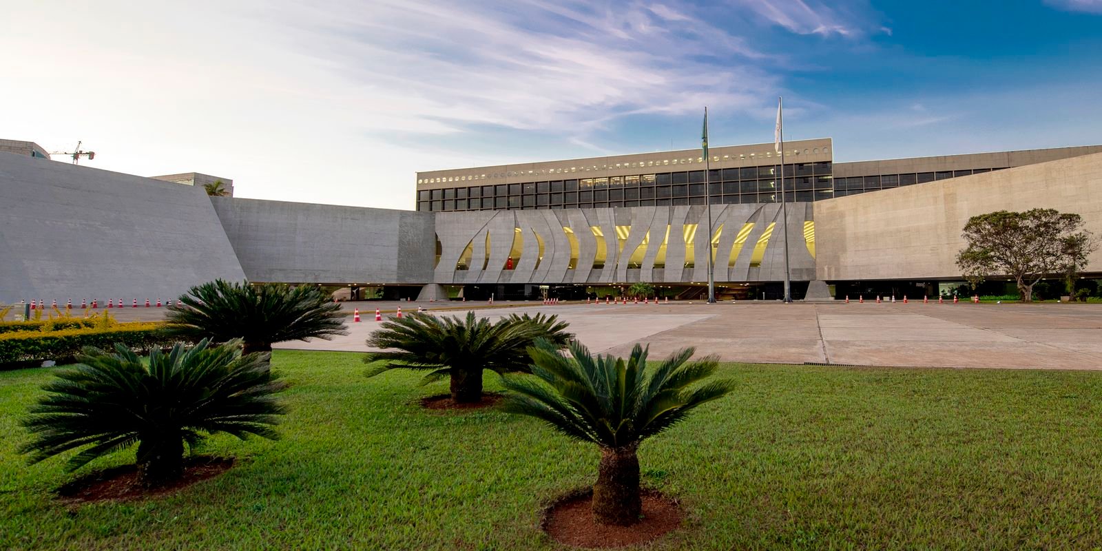stj-afasta-cautelarmente-ministro-acusado-de-importunacao-sexual
