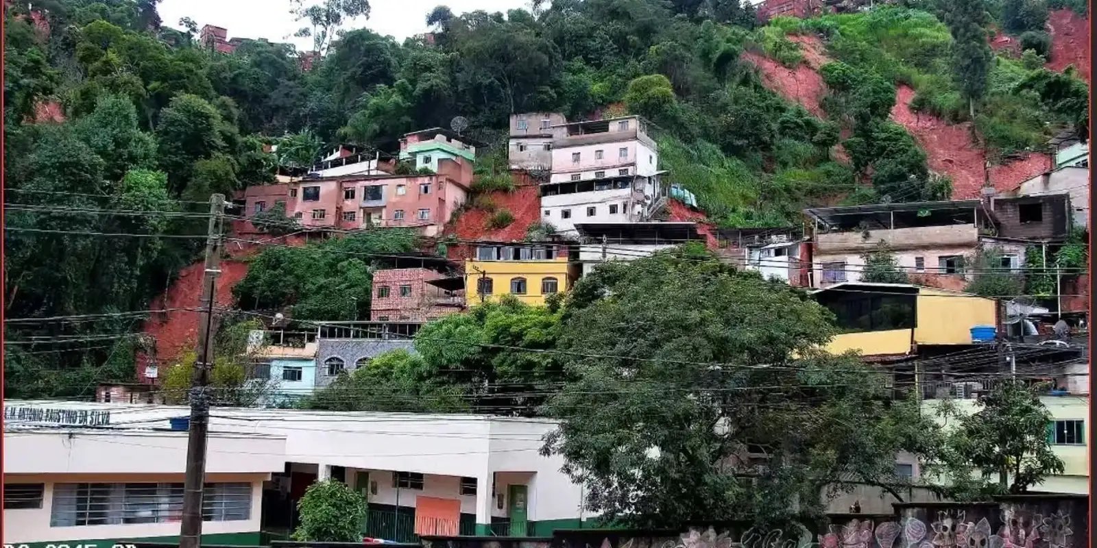 lula-mobiliza-equipes-federais-para-atuar-em-meio-a-chuvas-em-mg