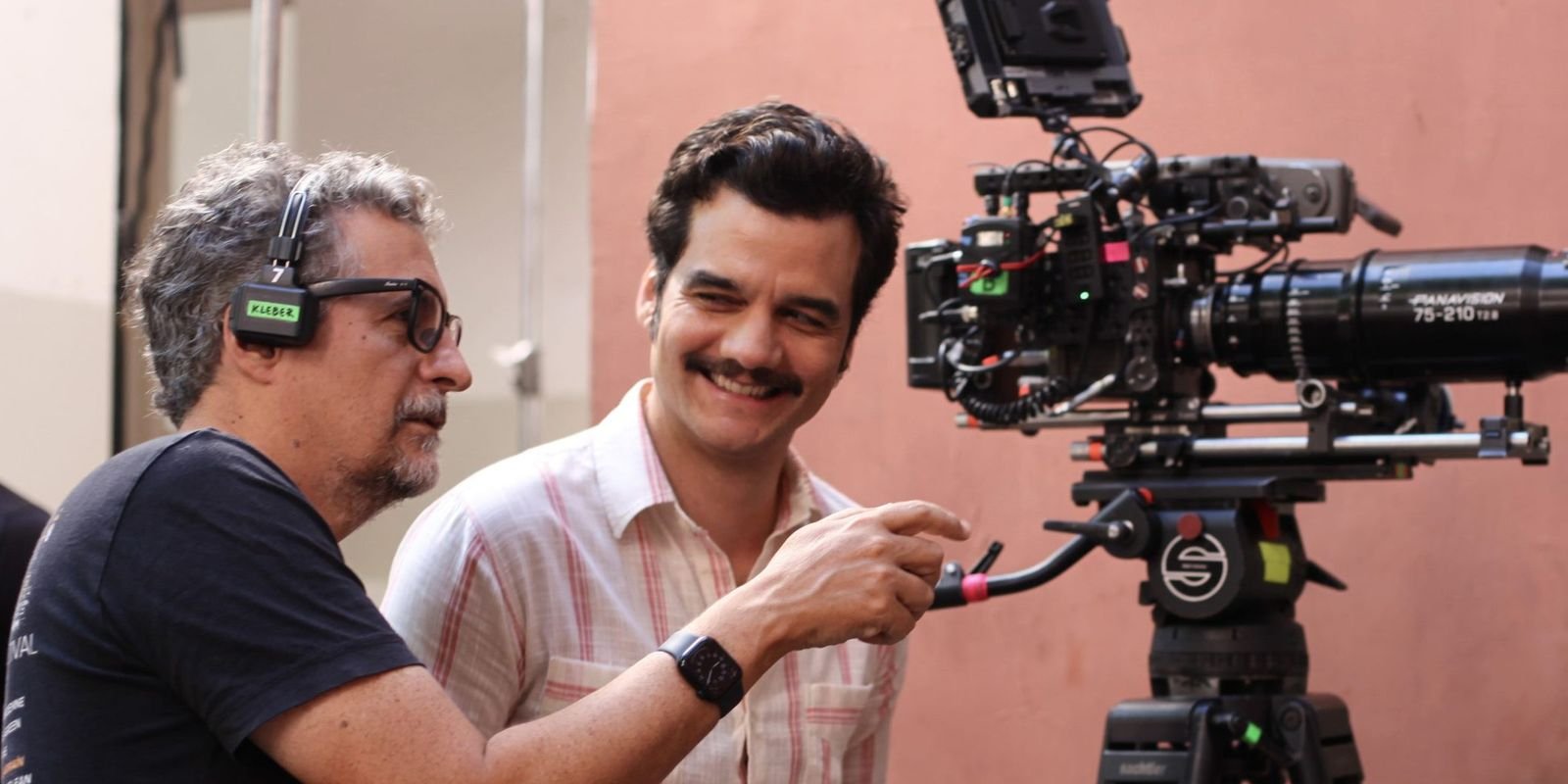 em-clima-de-final-de-copa,-brasil-se-prepara-para-noite-do-oscar