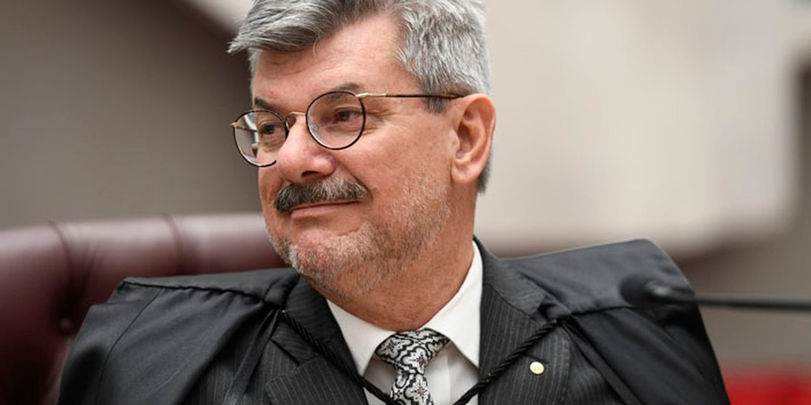 stj-abre-processo-e-mantem-afastamento-de-ministro-acusado-de-assedio