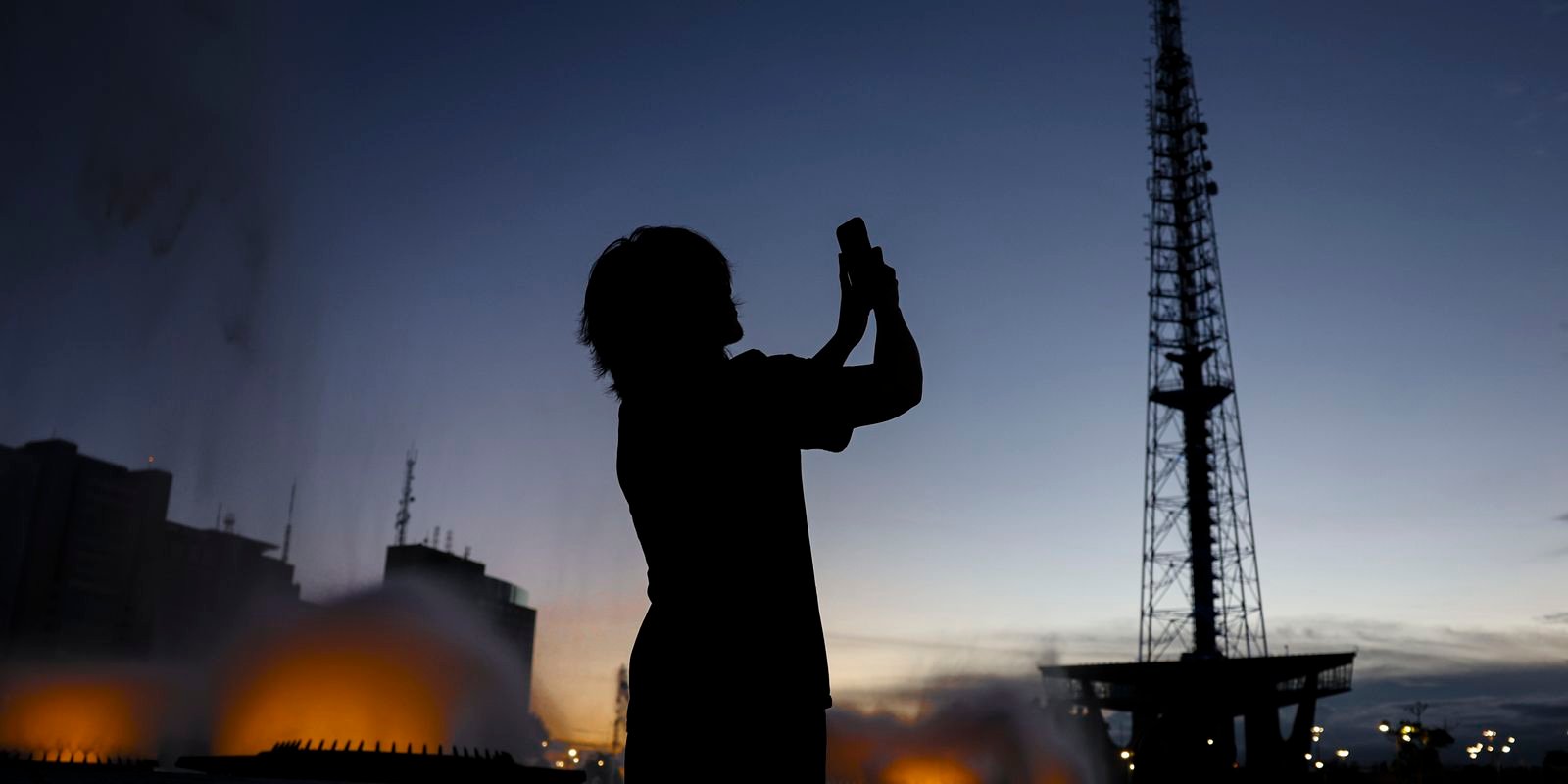 artistas-traduzem-brasilia-sem-precisar-de-palavras 