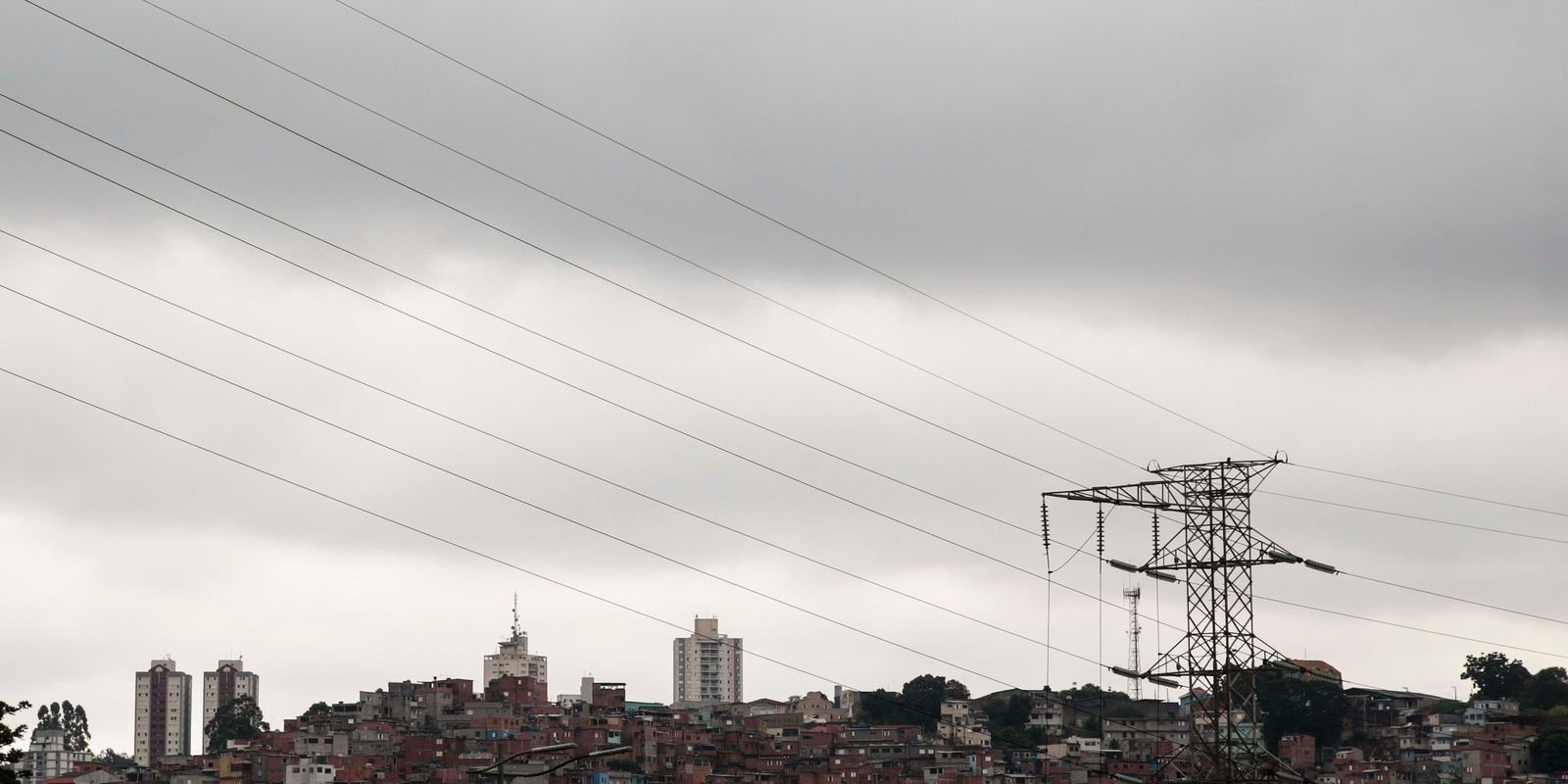 fim-de-semana-sera-de-temporal-no-sudeste-e-chuva-intensa-no-norte