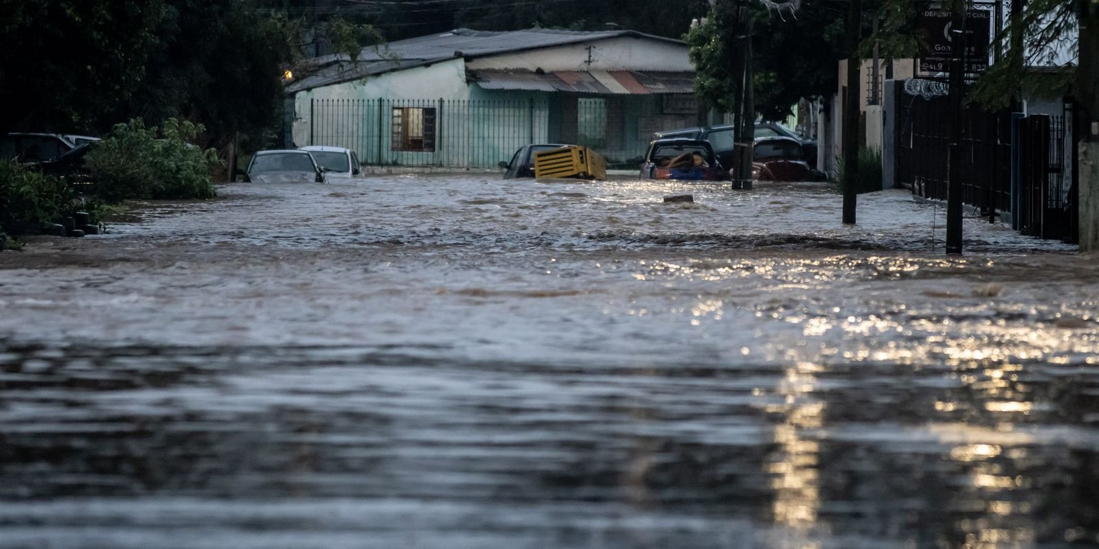 enchentes-e-alagamentos-lideram-preocupacoes-ambientais-nas-capitais 