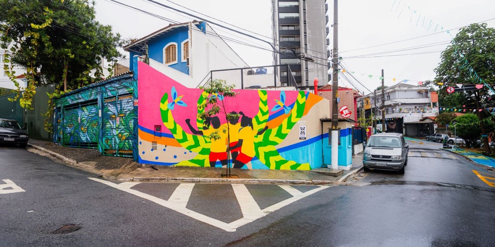 mural-em-sp-celebra-futebol-feminino-um-ano-antes-da-copa-no-brasil